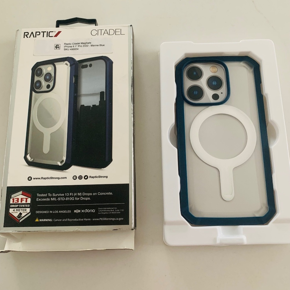 iPhone case - Picture 2 of 2